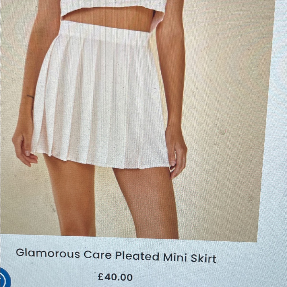 Glamorous Ivory Pleated satin Mini Skirt with blue trim